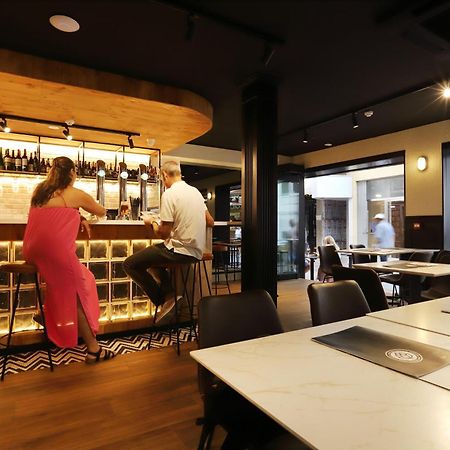 Hotel Alameda Бенидорм Екстериор снимка
