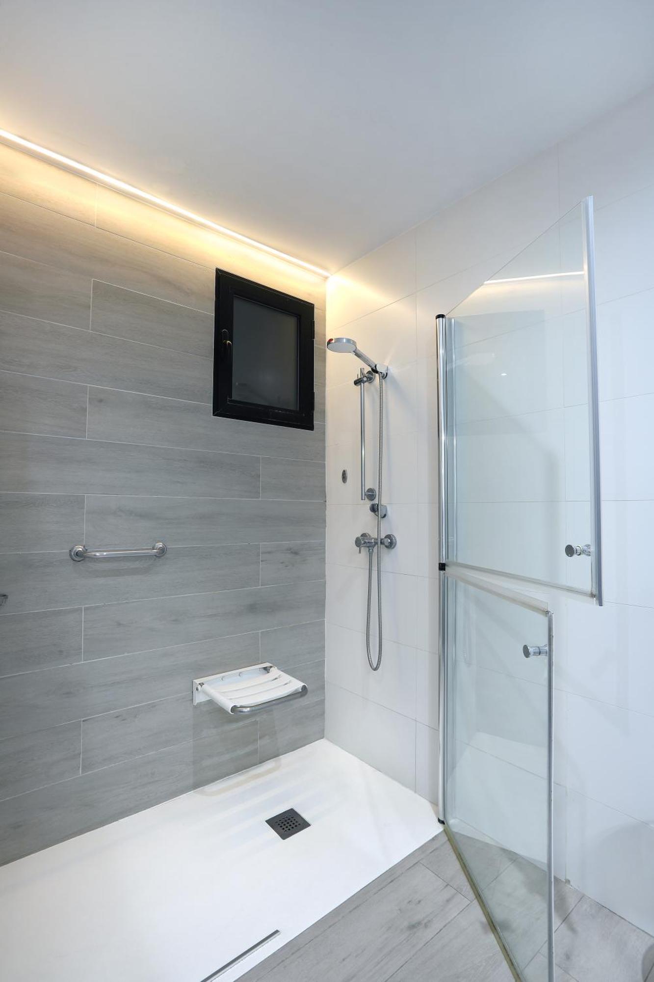 Hotel Alameda Бенидорм Екстериор снимка